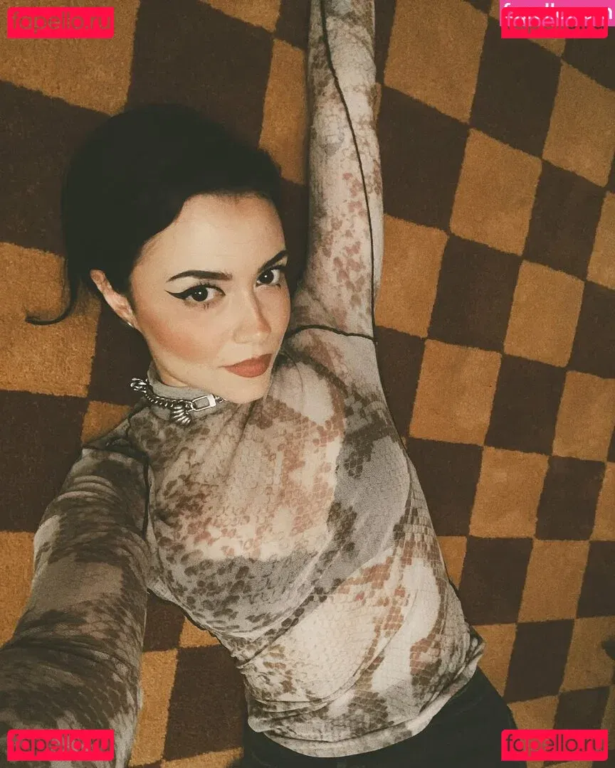 Violet Orlandi Onlyfans Photo Gallery 