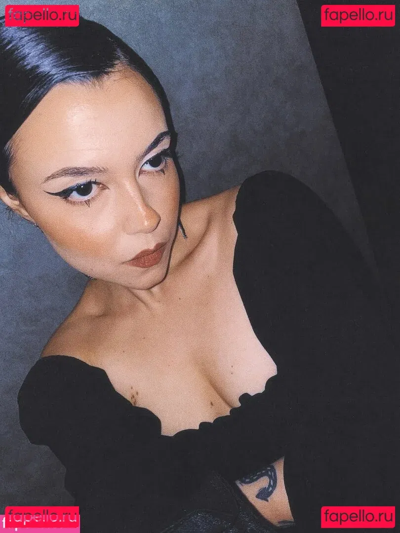 Violet Orlandi Onlyfans Photo Gallery 