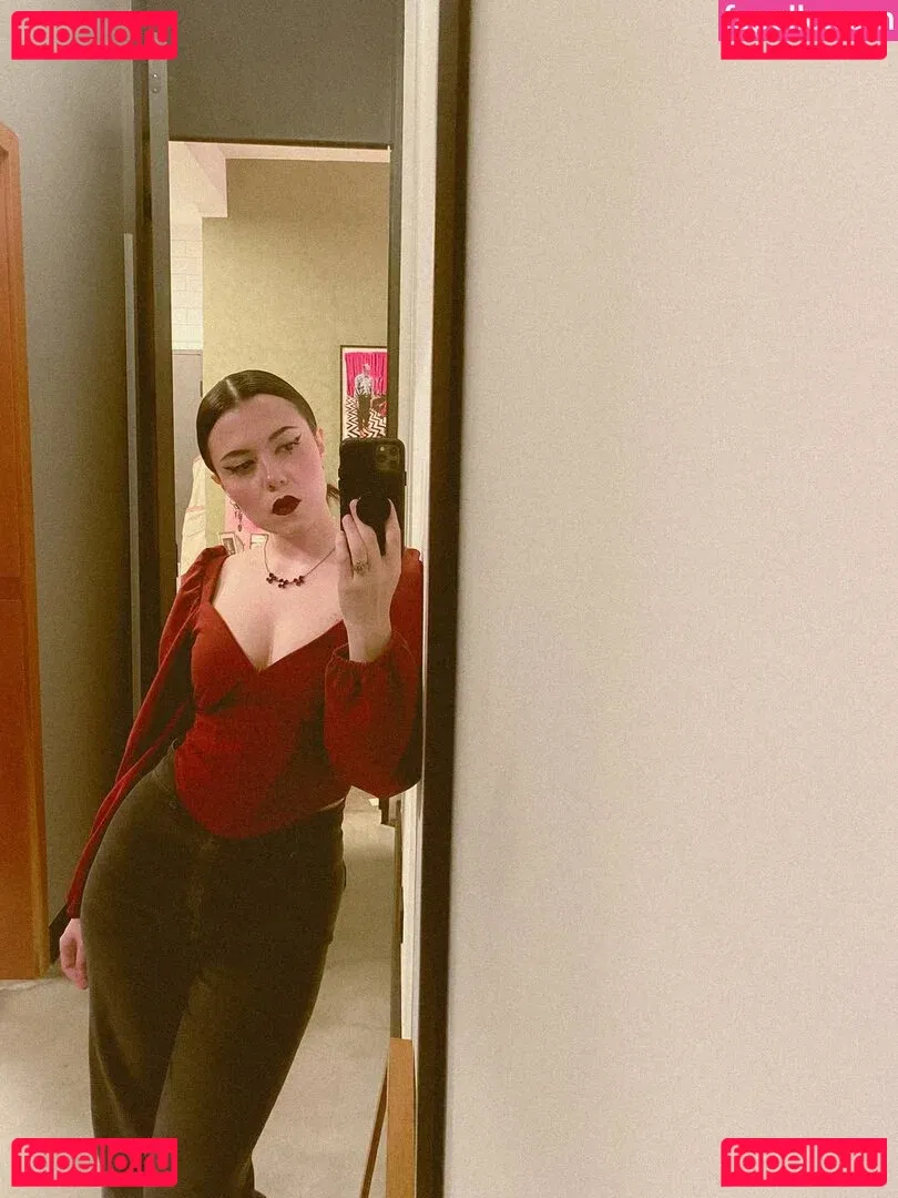 Violet Orlandi Onlyfans Photo Gallery 