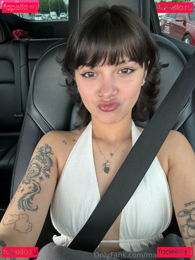 M4diissonn / madiiiissonnn Onlyfans Photo Gallery 