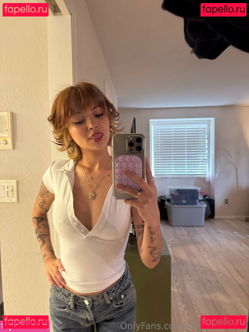 M4diissonn / madiiiissonnn Onlyfans Photo Gallery 