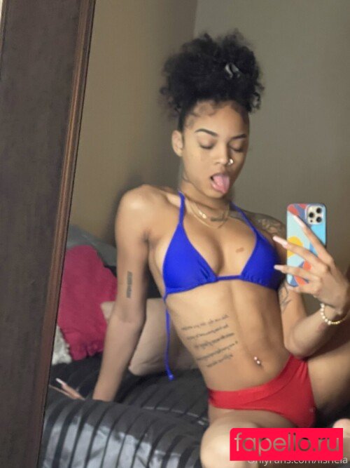 rielarenee Nude Onlyfans Photo 16