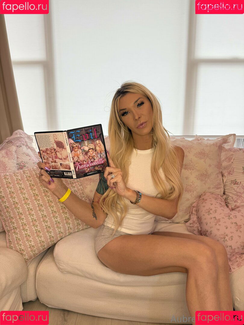 aubreykate Onlyfans Photo Gallery 