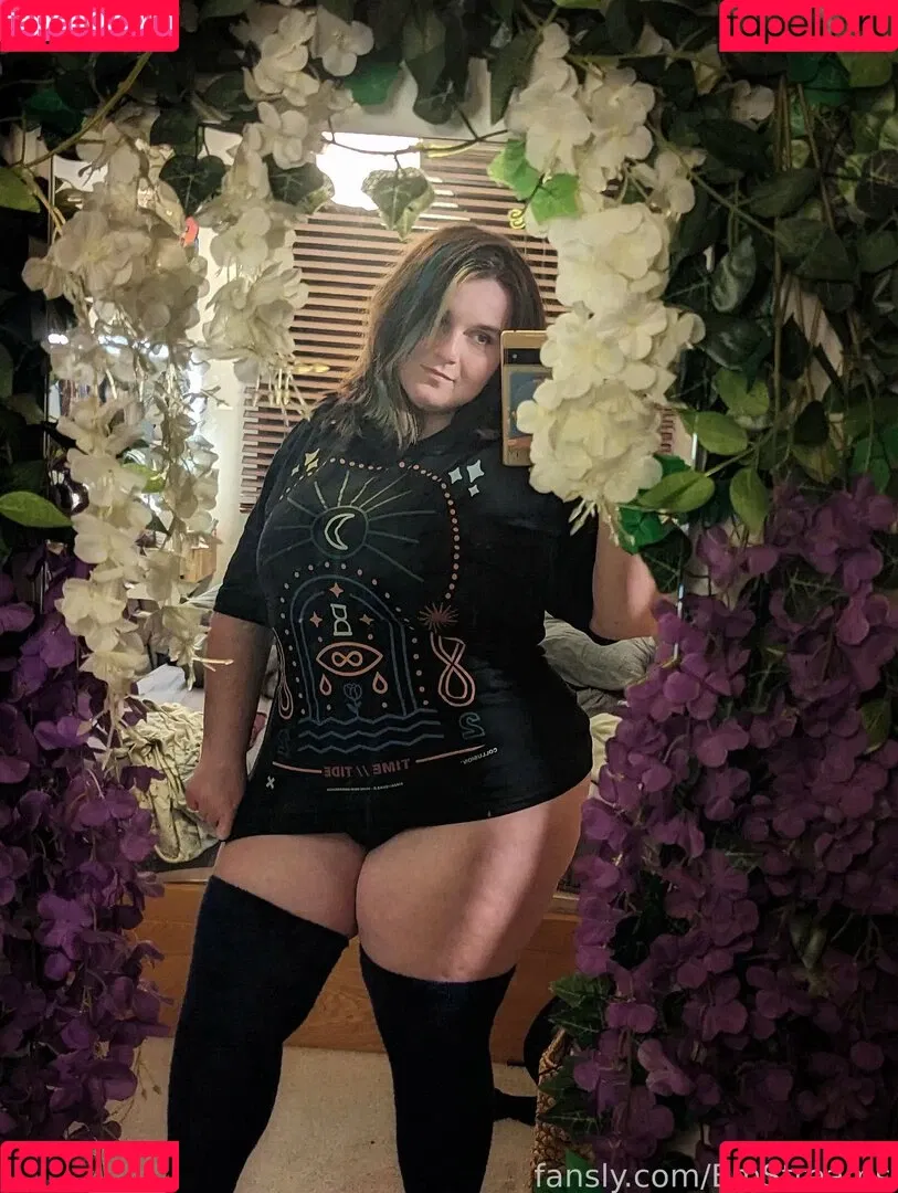 EmStreams Onlyfans Photo Gallery 