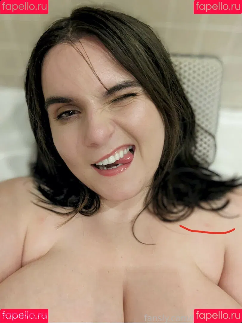 EmStreams Onlyfans Photo Gallery 