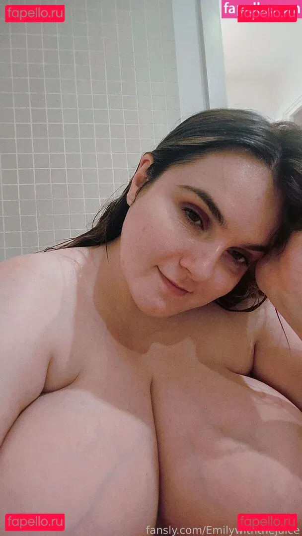 EmStreams Onlyfans Photo Gallery 