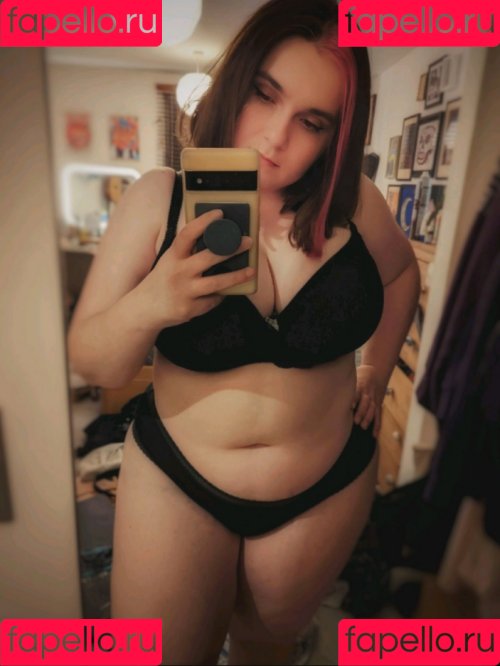 EmStreams Onlyfans Photo Gallery 