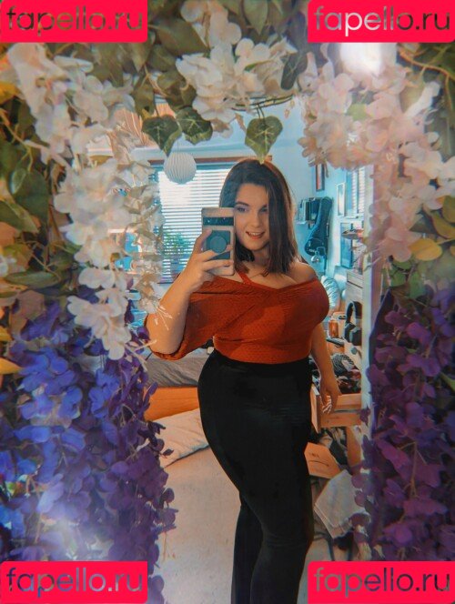 EmStreams Onlyfans Photo Gallery 