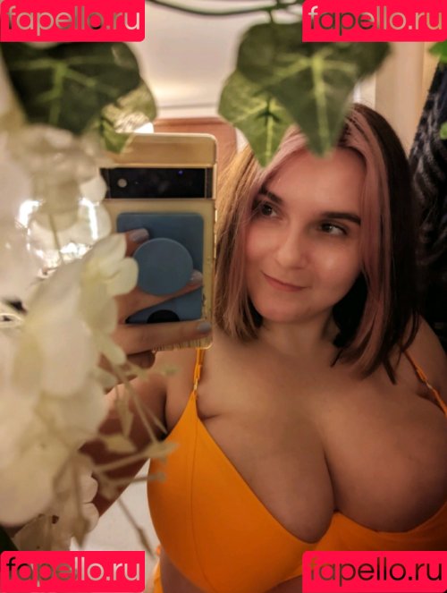 EmStreams Onlyfans Photo Gallery 