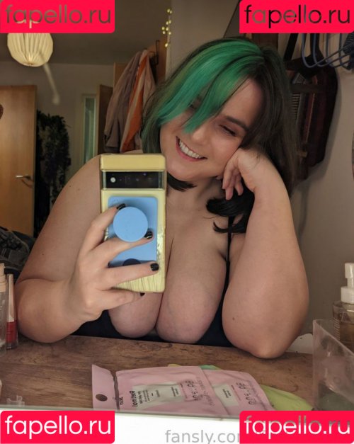 EmStreams Onlyfans Photo Gallery 