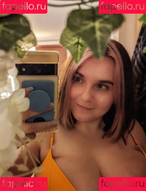 EmStreams Onlyfans Photo Gallery 