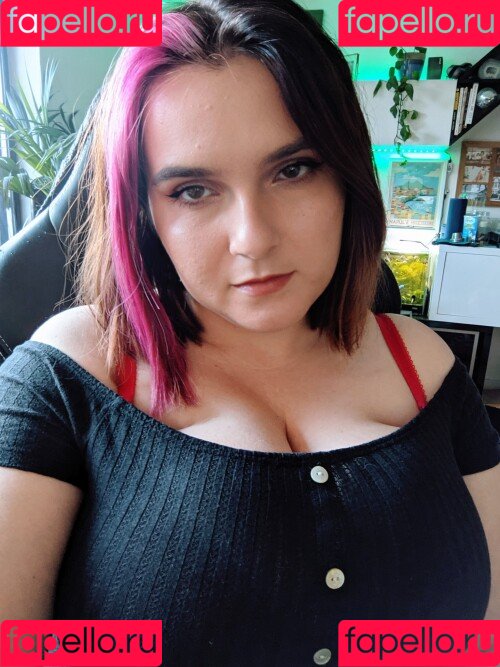 EmStreams Onlyfans Photo Gallery 