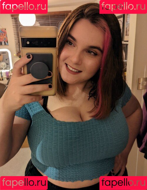 EmStreams Onlyfans Photo Gallery 