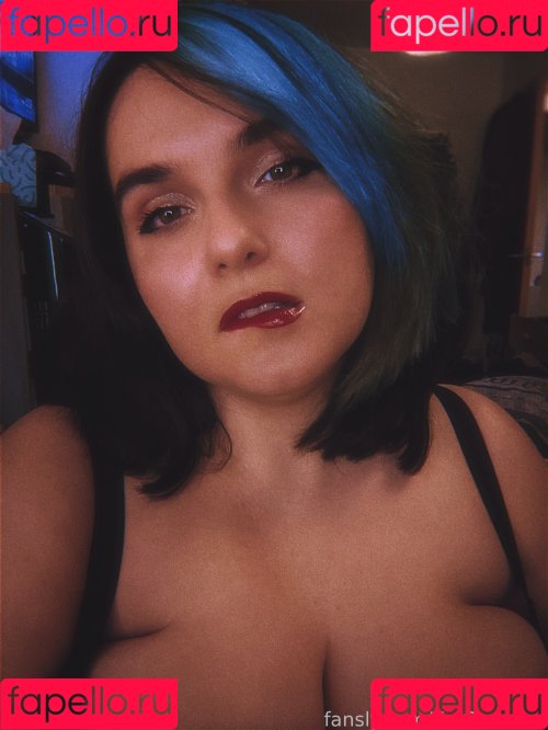 EmStreams Onlyfans Photo Gallery 