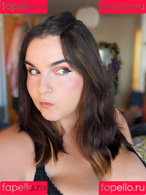 EmStreams Onlyfans Photo Gallery 