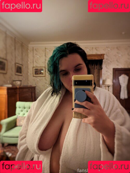 EmStreams Onlyfans Photo Gallery 