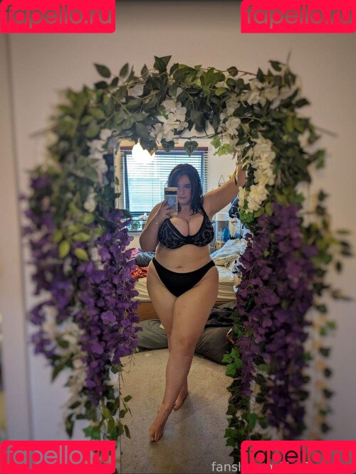 EmStreams Onlyfans Photo Gallery 