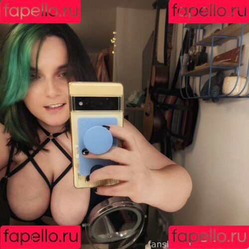 EmStreams Onlyfans Photo Gallery 