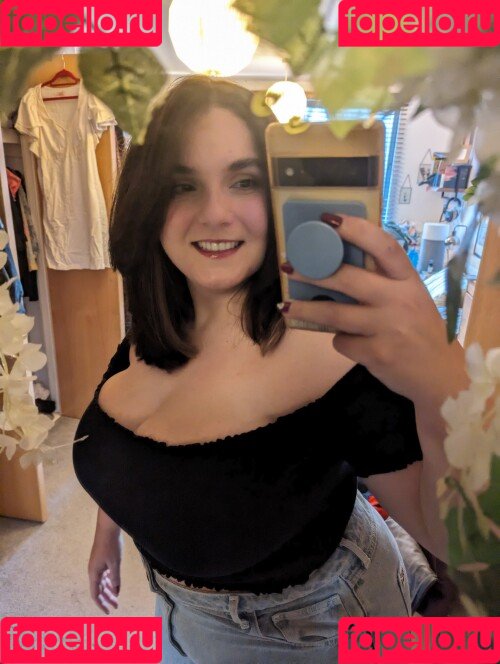 EmStreams Onlyfans Photo Gallery 