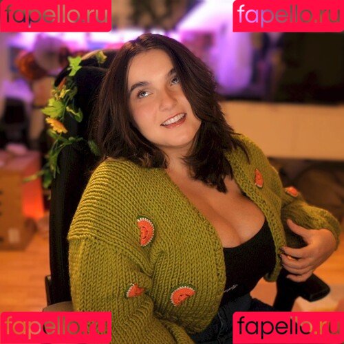 EmStreams Onlyfans Photo Gallery 