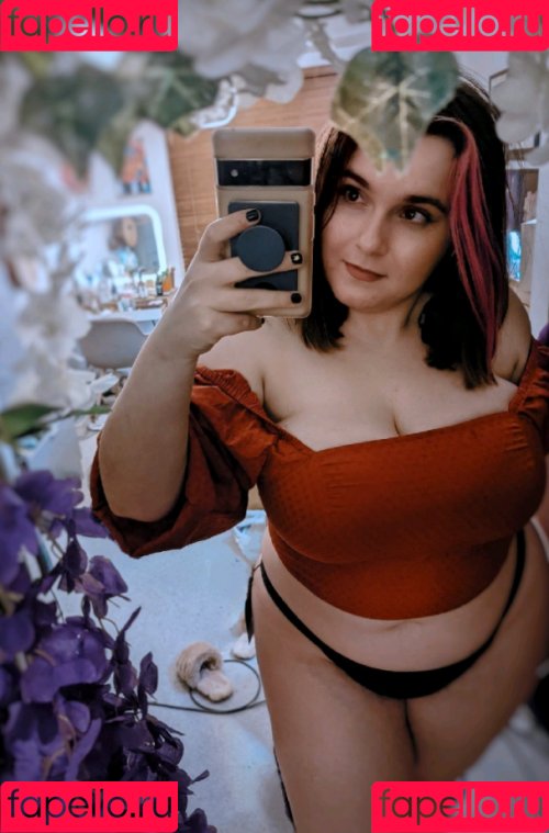 EmStreams Onlyfans Photo Gallery 