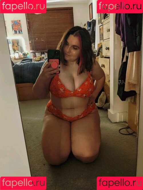 EmStreams Onlyfans Photo Gallery 