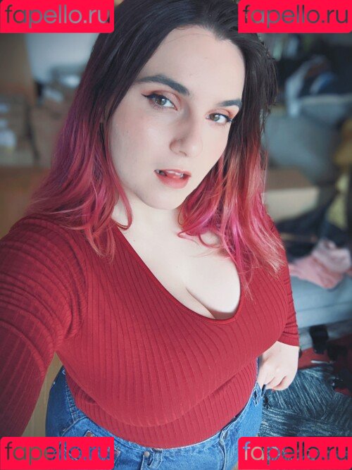 EmStreams Onlyfans Photo Gallery 