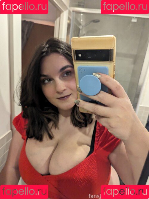 EmStreams Onlyfans Photo Gallery 