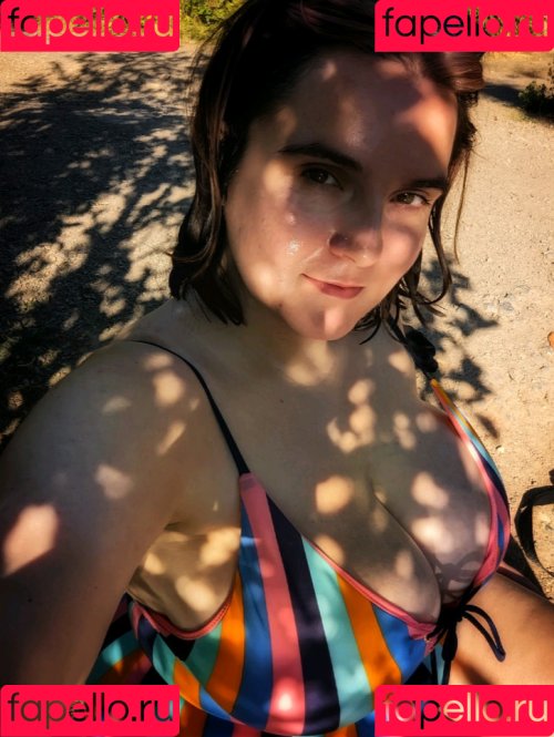 EmStreams Onlyfans Photo Gallery 