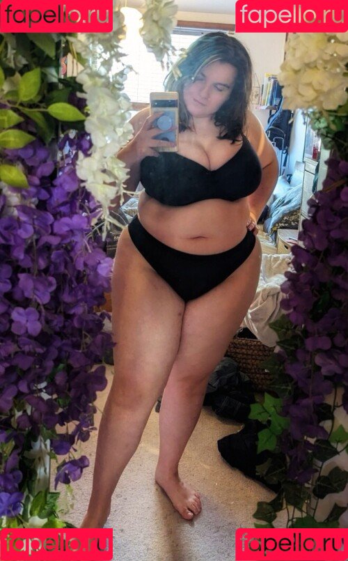 EmStreams Onlyfans Photo Gallery 