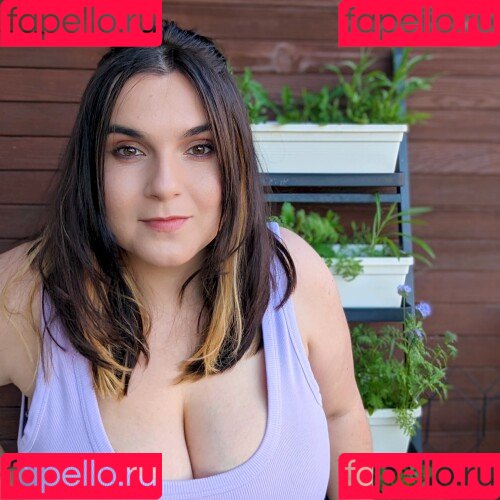 EmStreams Onlyfans Photo Gallery 