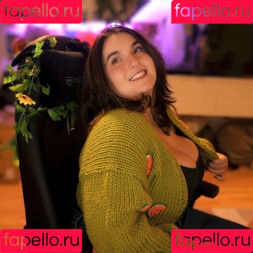 EmStreams Onlyfans Photo Gallery 