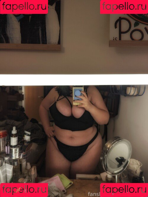 EmStreams Onlyfans Photo Gallery 