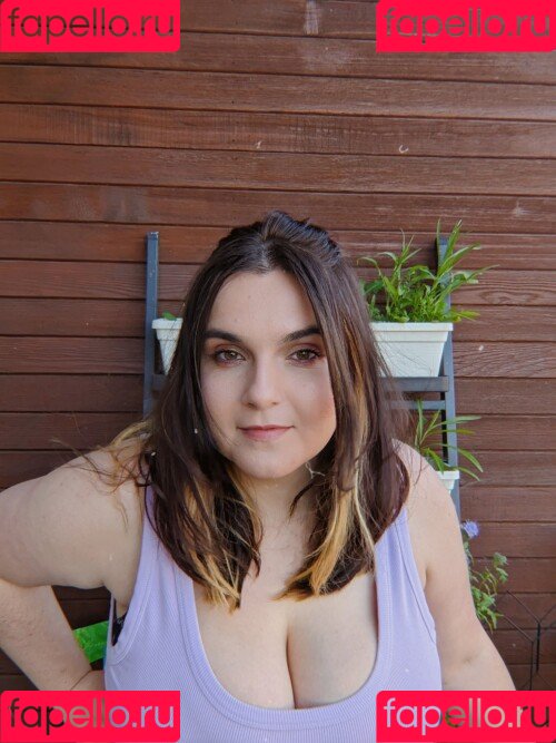 EmStreams Onlyfans Photo Gallery 