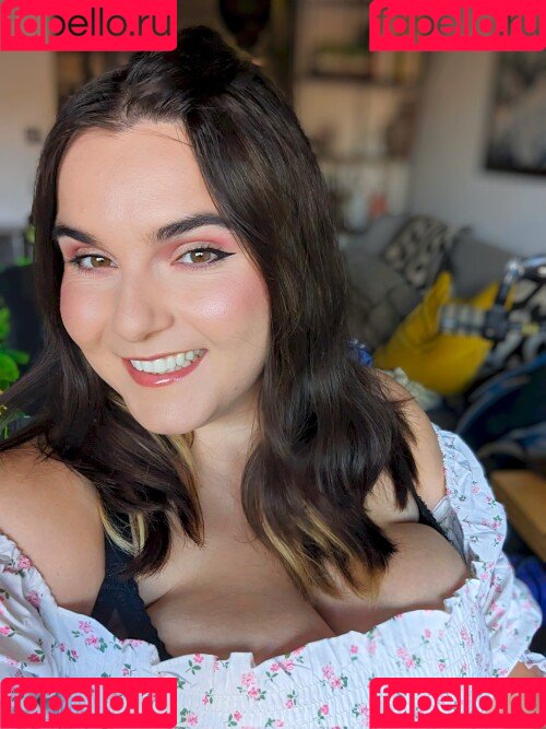 EmStreams Onlyfans Photo Gallery 