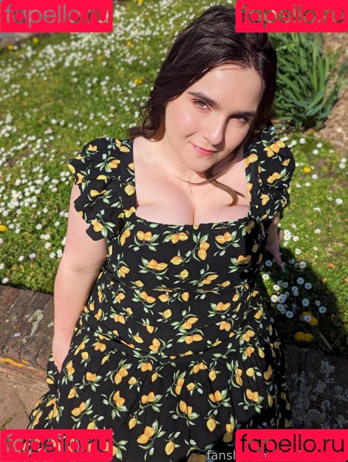 EmStreams Onlyfans Photo Gallery 