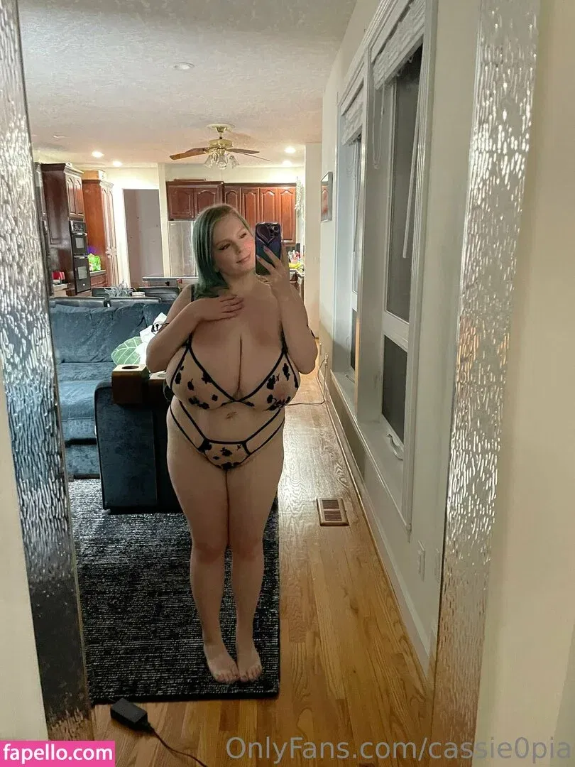 Cassie0pia Onlyfans Photo Gallery 