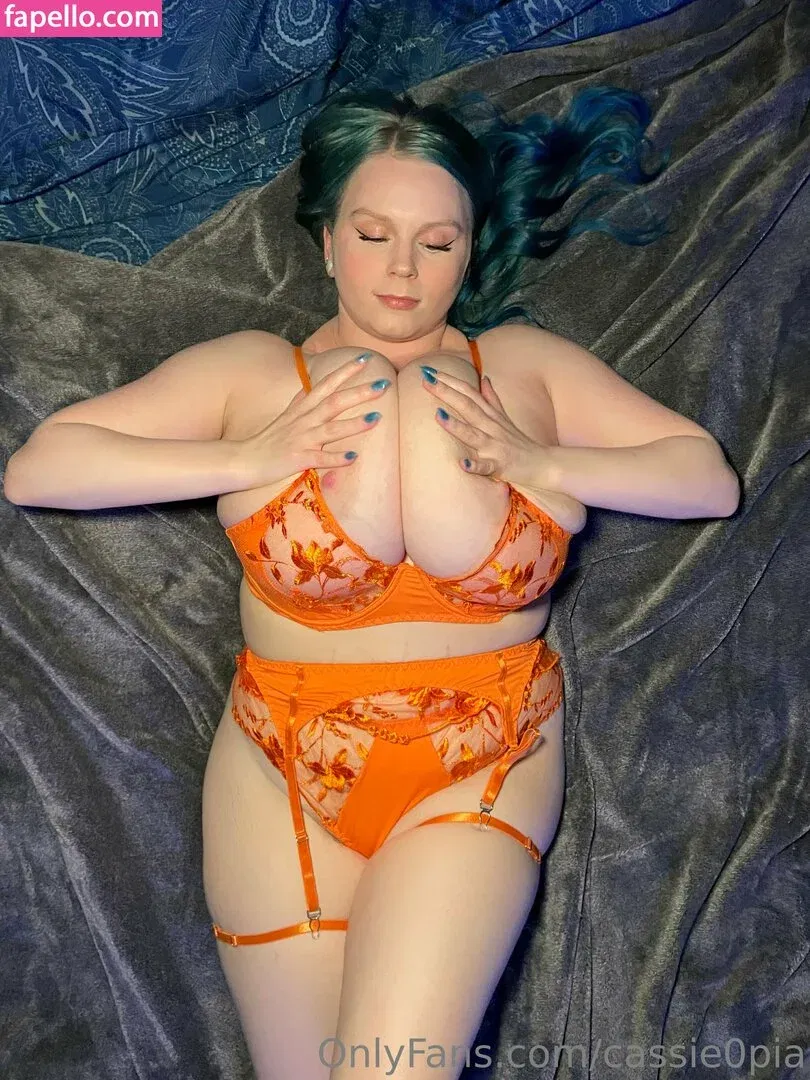 Cassie0pia Onlyfans Photo Gallery 