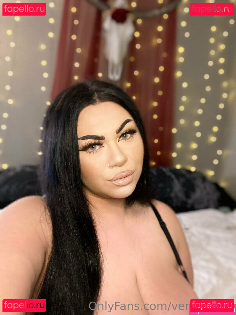 venus-blue / venusbluemodel Onlyfans Photo Gallery 