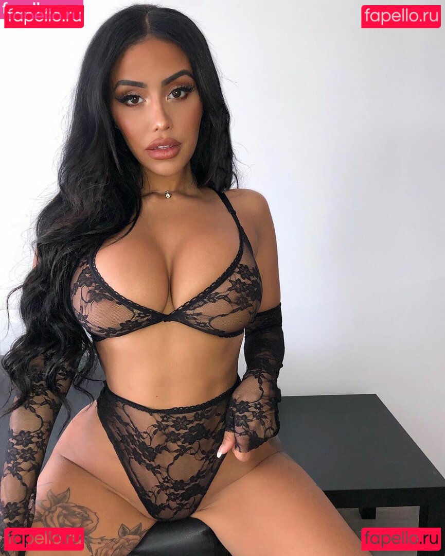 chloesaxon Nude Onlyfans Photo 14