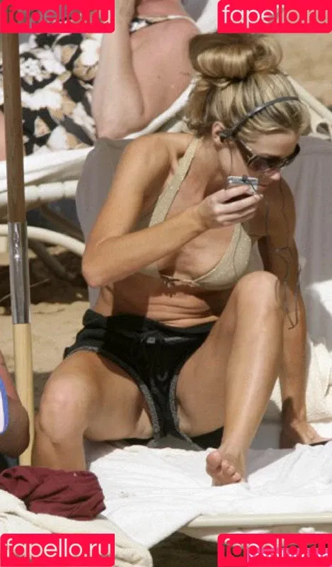 Denise Richards Onlyfans Photo Gallery 
