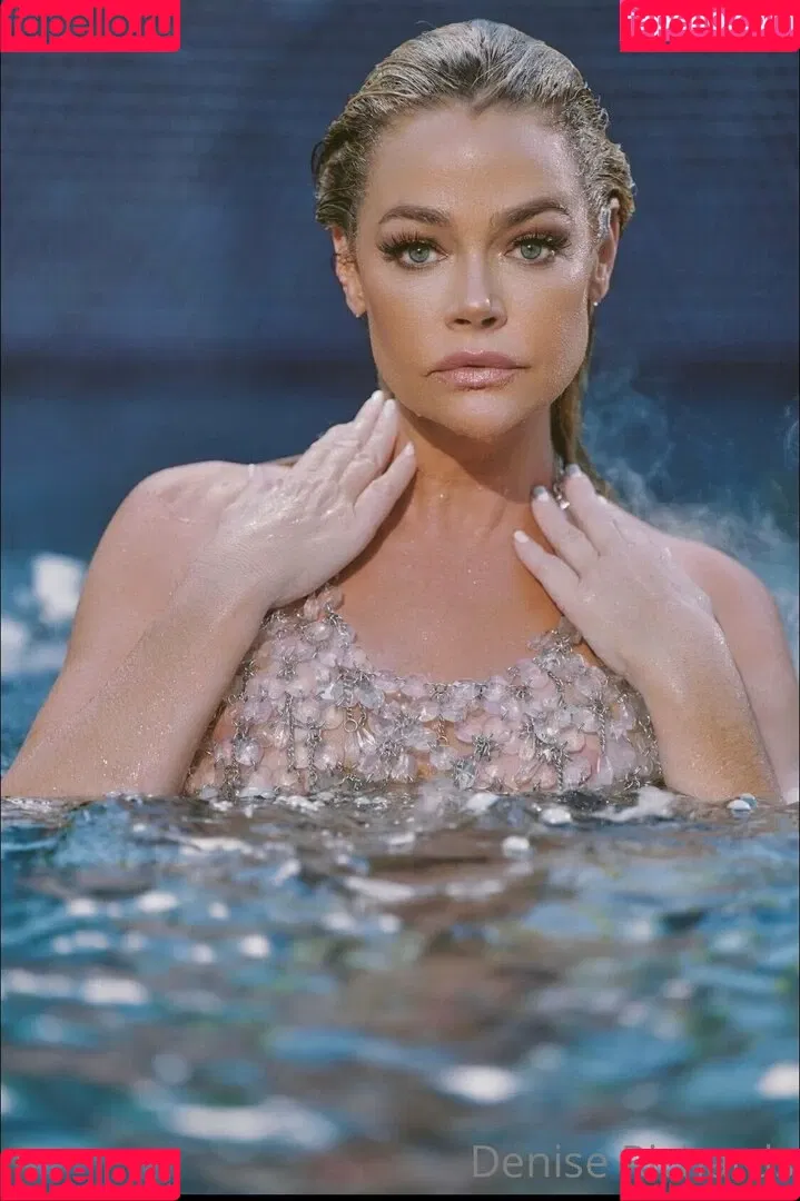 Denise Richards Onlyfans Photo Gallery 