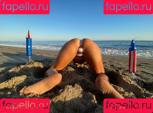 Denise Richards Onlyfans Photo Gallery 