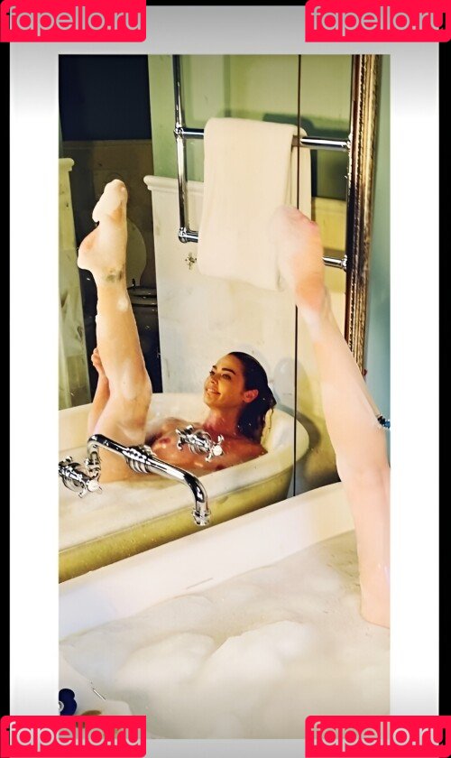 Denise Richards Onlyfans Photo Gallery 