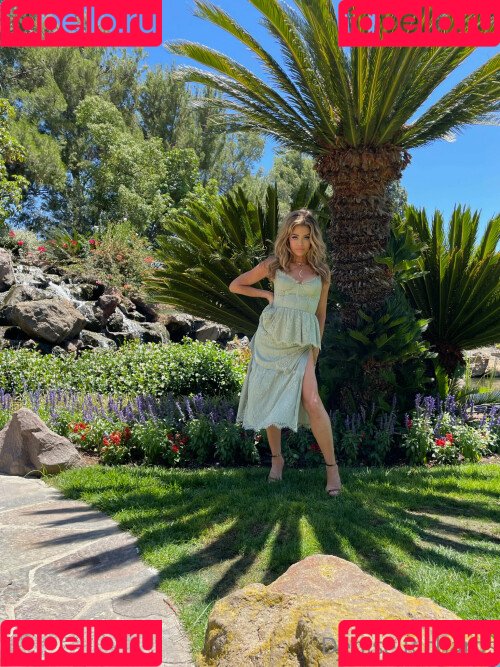 Denise Richards Onlyfans Photo Gallery 