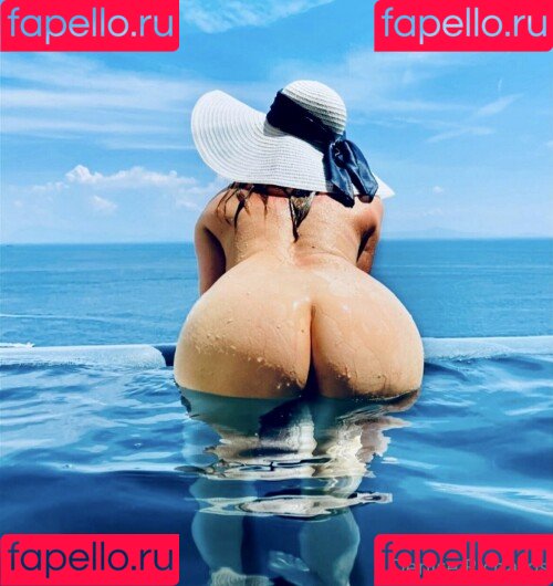 Denise Richards Onlyfans Photo Gallery 