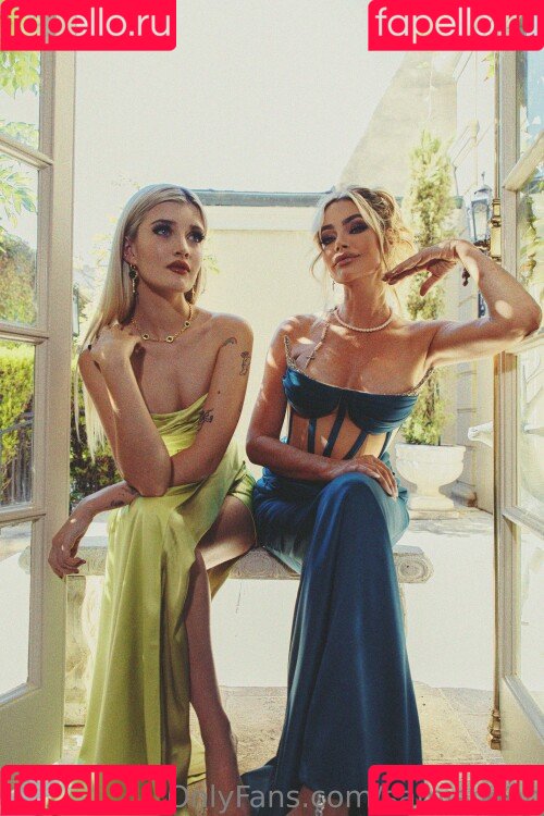 Denise Richards Onlyfans Photo Gallery 