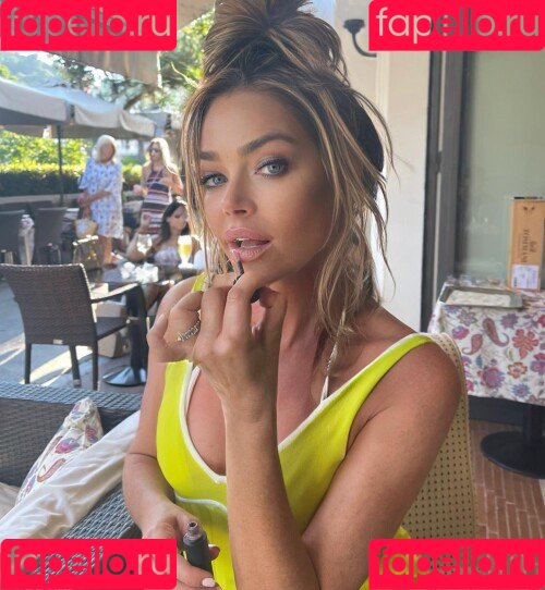 Denise Richards Onlyfans Photo Gallery 