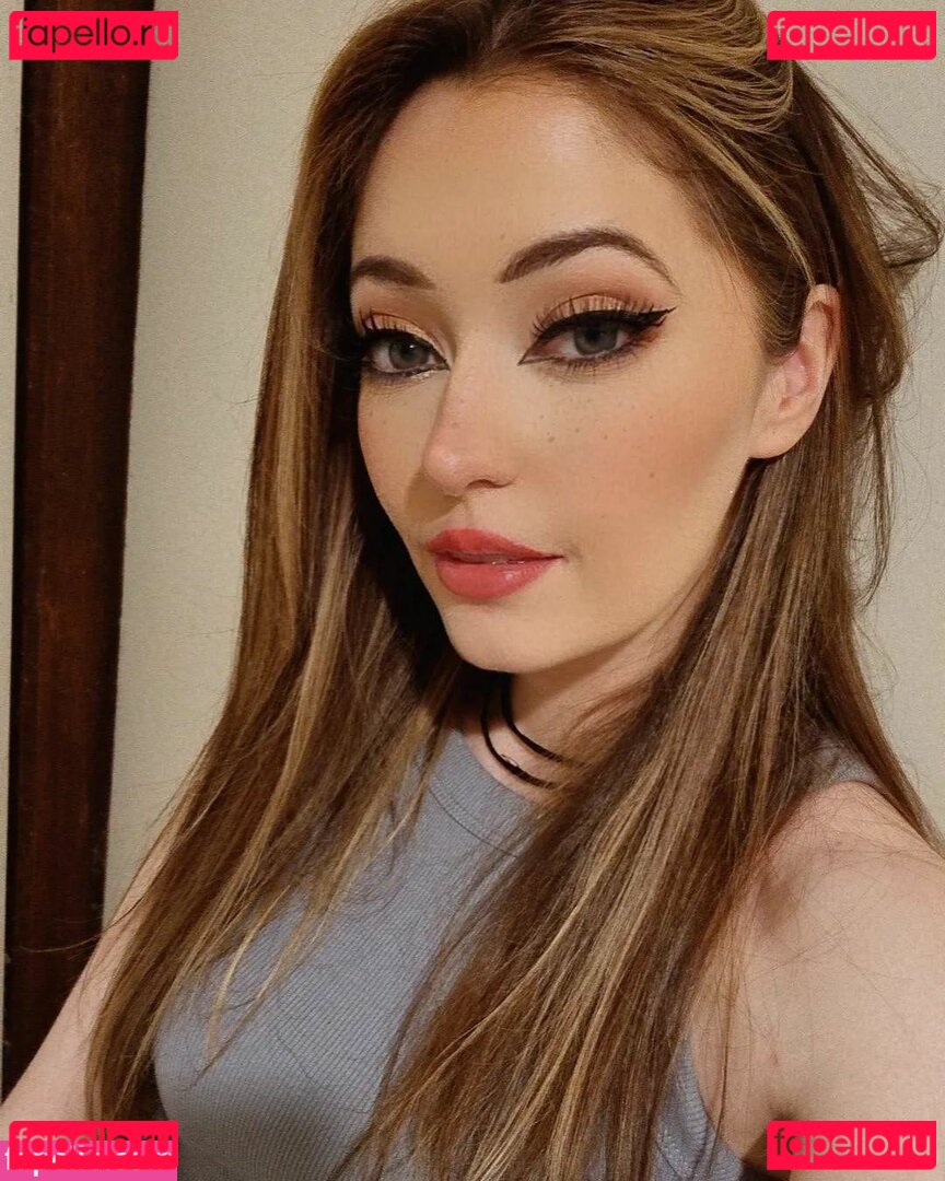 Alli Flanagan / alli90 Onlyfans Photo Gallery 