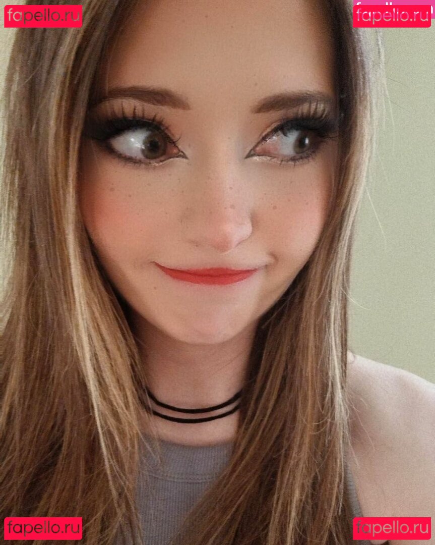 Alli Flanagan / alli90 Onlyfans Photo Gallery 